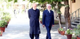 د خامنهیي پر مړینه د کرزي او عبدالله خواشیني