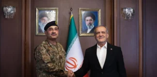 دیدار پزشکیان و فرمانده ارتش پاکستان؛ تأکید بر صلح و راهحل سیاسی