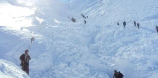 برفکوچ در بدخشان جان چهار تن را گرفت