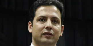 عمر : له ارامو ښارونو د غزا او جګړو نارې مه وهئ؛ وطن د بلې حګړې وس نه لري