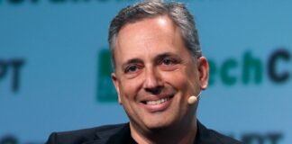 ساکس: د جنګ پر دوام ممکن اسراییل بیخي له منځه لاړ شي