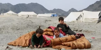 د افغانستان او پاکستان ترمنځ د وروستیو نښتو له امله ۱۱۵ زره افغانان بېځایه شوي