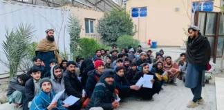 د پاکستان له زندانونو د لسګونو افغان کډوالو خوشې کېدل