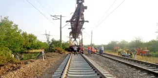 ایران د هرات – مزارشریف د وسپنې پټلۍ د جوړولو کار پیلوي