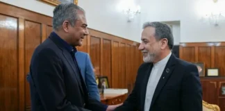 د پاکستان د کورنیو چارو وزیر تهران ته د ډیپلوماتیکو خبرو لپاره سفر