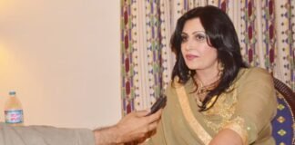 نغمې؛ له طالبانو د نجونو د زدهکړو بندیز د پای ته رسولو غوښتنه وکړه
