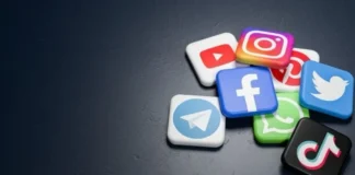 Taliban Urge Mosque Imams to Warn About the Risks of Social Media